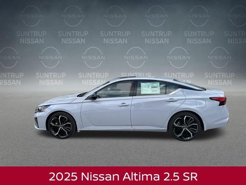 2025 Nissan Altima SR