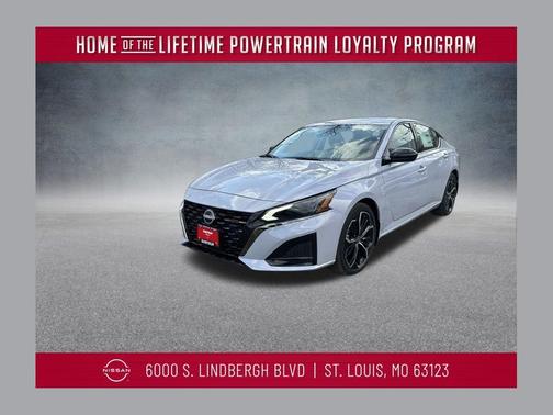 2025 Nissan Altima SR