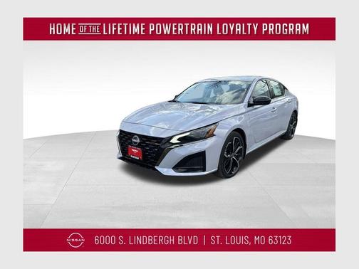 2025 Nissan Altima SR