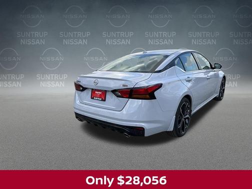 2025 Nissan Altima SR