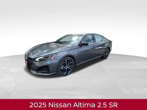 2025 Nissan Altima SR