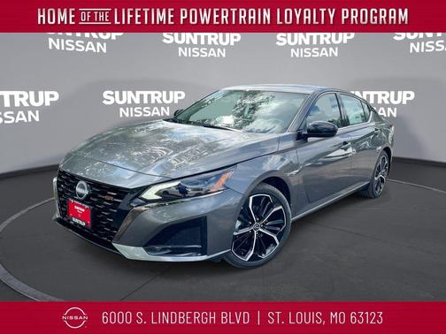 2025 Nissan Altima SR