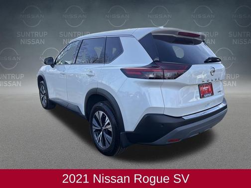 2021 Nissan Rogue SV