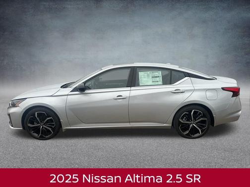 2025 Nissan Altima SR