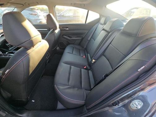 2024 Nissan Altima 2.0 SR