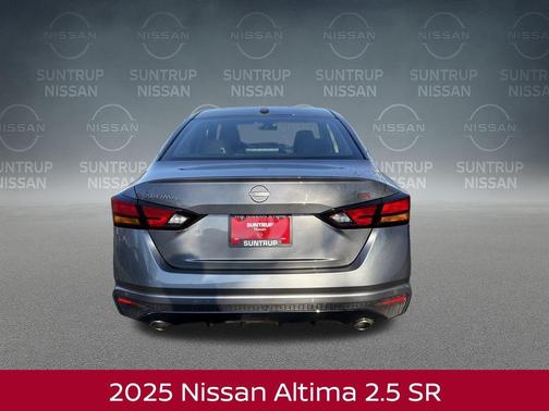 2025 Nissan Altima SR