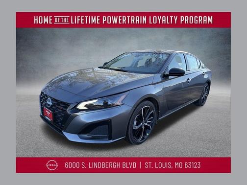 2025 Nissan Altima SR