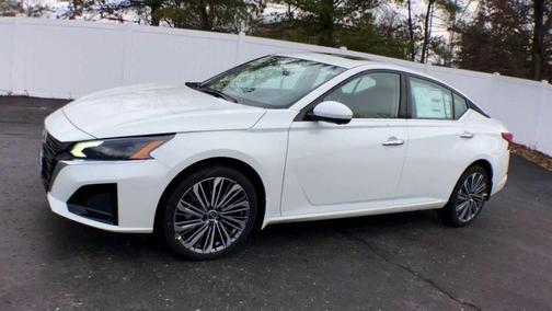 2023 Nissan Altima 2.5 SL