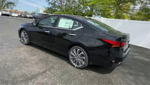 2023 Nissan Altima 2.5 SL