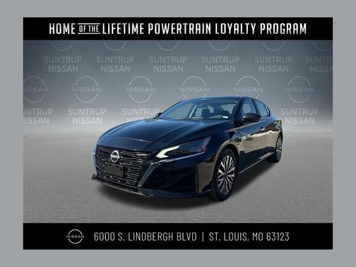 Super Black 2025 Nissan Altima SV