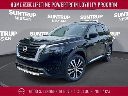 2025 Nissan Pathfinder Platinum