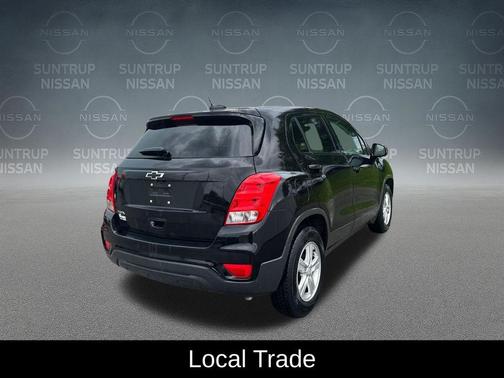 Mosaic Black Metallic 2019 Chevrolet Trax LS