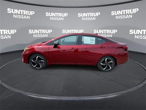 2025 Nissan Versa 1.6 SR