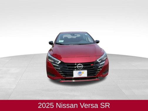 2025 Nissan Versa 1.6 SR