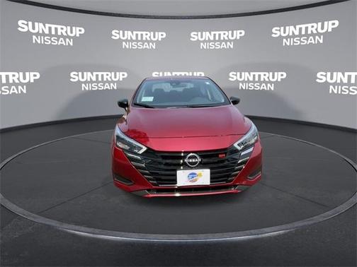 2025 Nissan Versa 1.6 SR