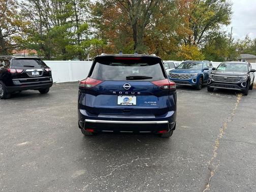 2025 Nissan Rogue Platinum