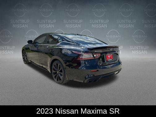 Black 2023 Nissan Maxima SR