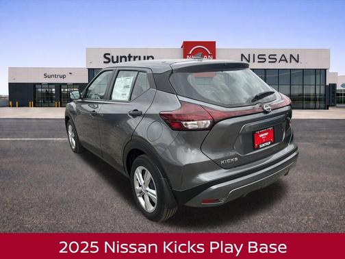 2025 Nissan Kicks Play S