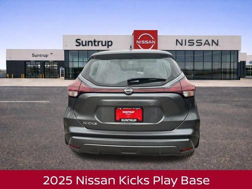 2025 Nissan Kicks Play S