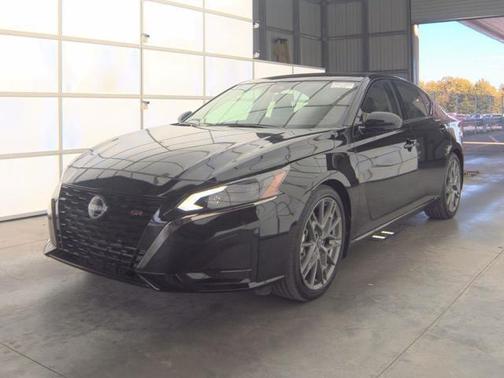 2024 Nissan Altima 2.0 SR