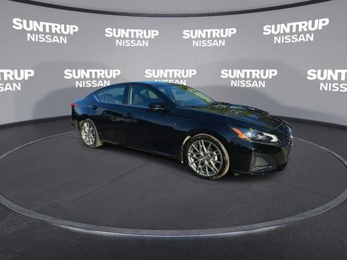 2024 Nissan Altima 2.0 SR