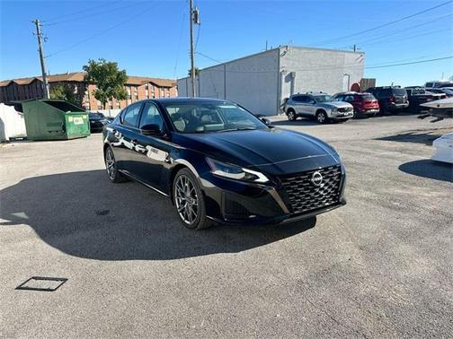 2024 Nissan Altima 2.0 SR