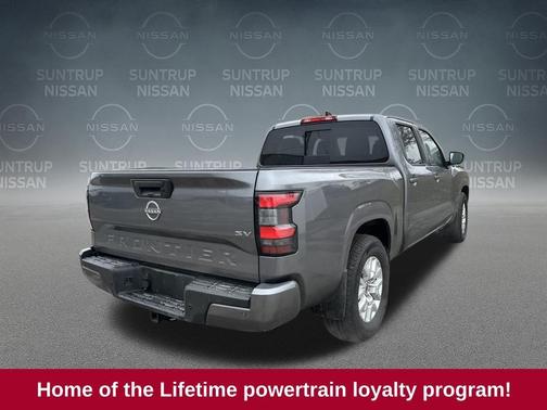 2024 Nissan Frontier SV