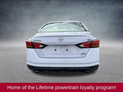 2025 Nissan Altima SR