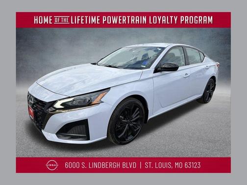 2025 Nissan Altima SR