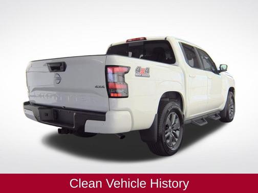 2025 Nissan Frontier SV