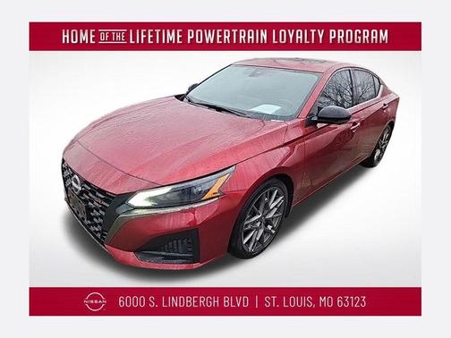 2023 Nissan Altima 2.0 SR