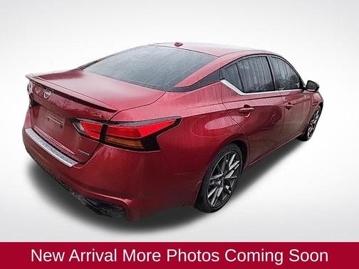 2023 Nissan Altima 2.0 SR
