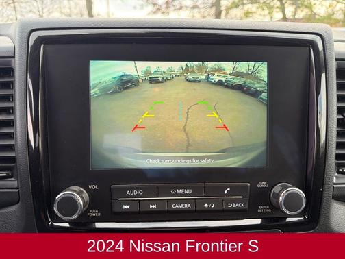 2024 Nissan Frontier S