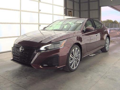 2024 Nissan Altima 2.5 SL