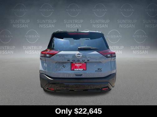 2 Tone Gray / Black Roof 2023 Nissan Rogue SV