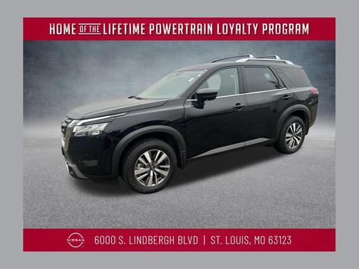 2024 Nissan Pathfinder SL
