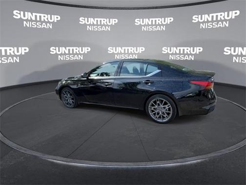 2024 Nissan Altima 2.0 SR