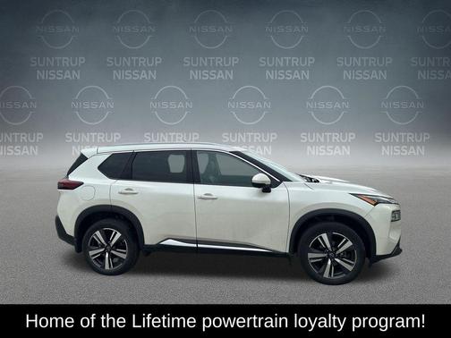 White 2023 Nissan Rogue SL