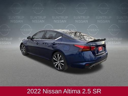 2022 Nissan Altima 2.5 SR