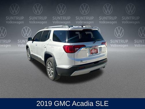 2019 GMC Acadia SLE-2