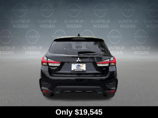 Black 2025 Mitsubishi Outlander Sport 2.0 SE