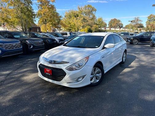 2015 Hyundai SONATA Hybrid Base