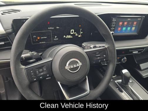 Gun Metallic 2025 Nissan Kicks S