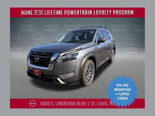 2025 Nissan Pathfinder SV