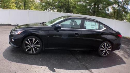 2021 Nissan Altima 2.5 SR