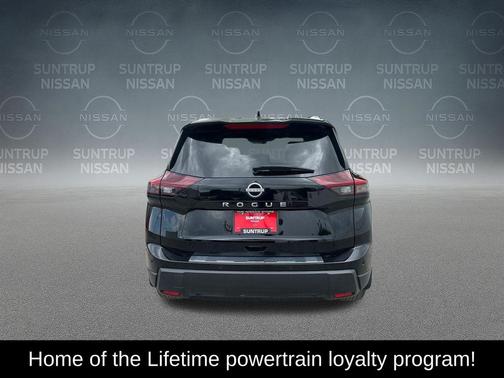 Super Black 2025 Nissan Rogue SV