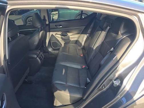 2024 Nissan Altima 2.0 SR