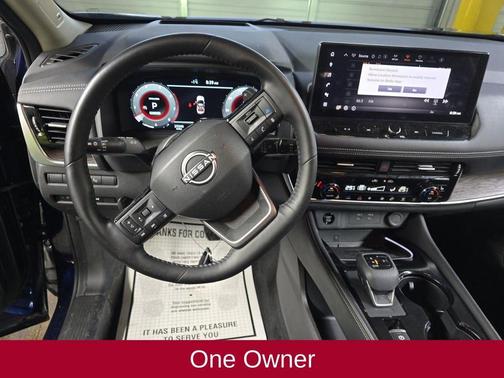 2025 Nissan Rogue Platinum