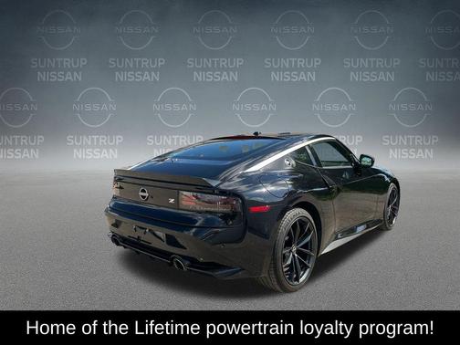 Black Diamond Pearl 2025 Nissan Z Performance