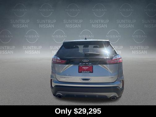 Silver Metallic 2023 Ford Edge Titanium